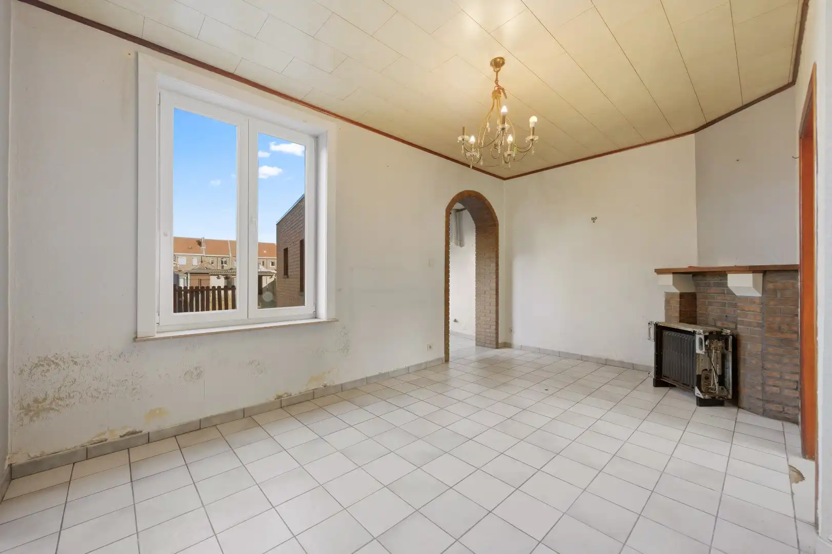 Op te frissen gezinswoning met grote tuin en dubbele garage nabij centrum Tienen foto 6