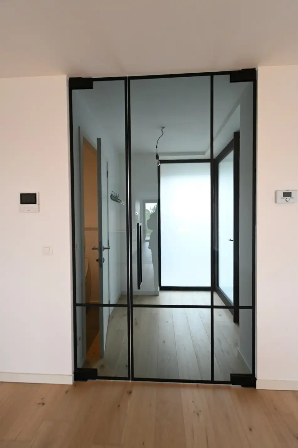 Knap recent appartement met 2 slaapkamers en mooi uitzicht + autostandplaats foto 26