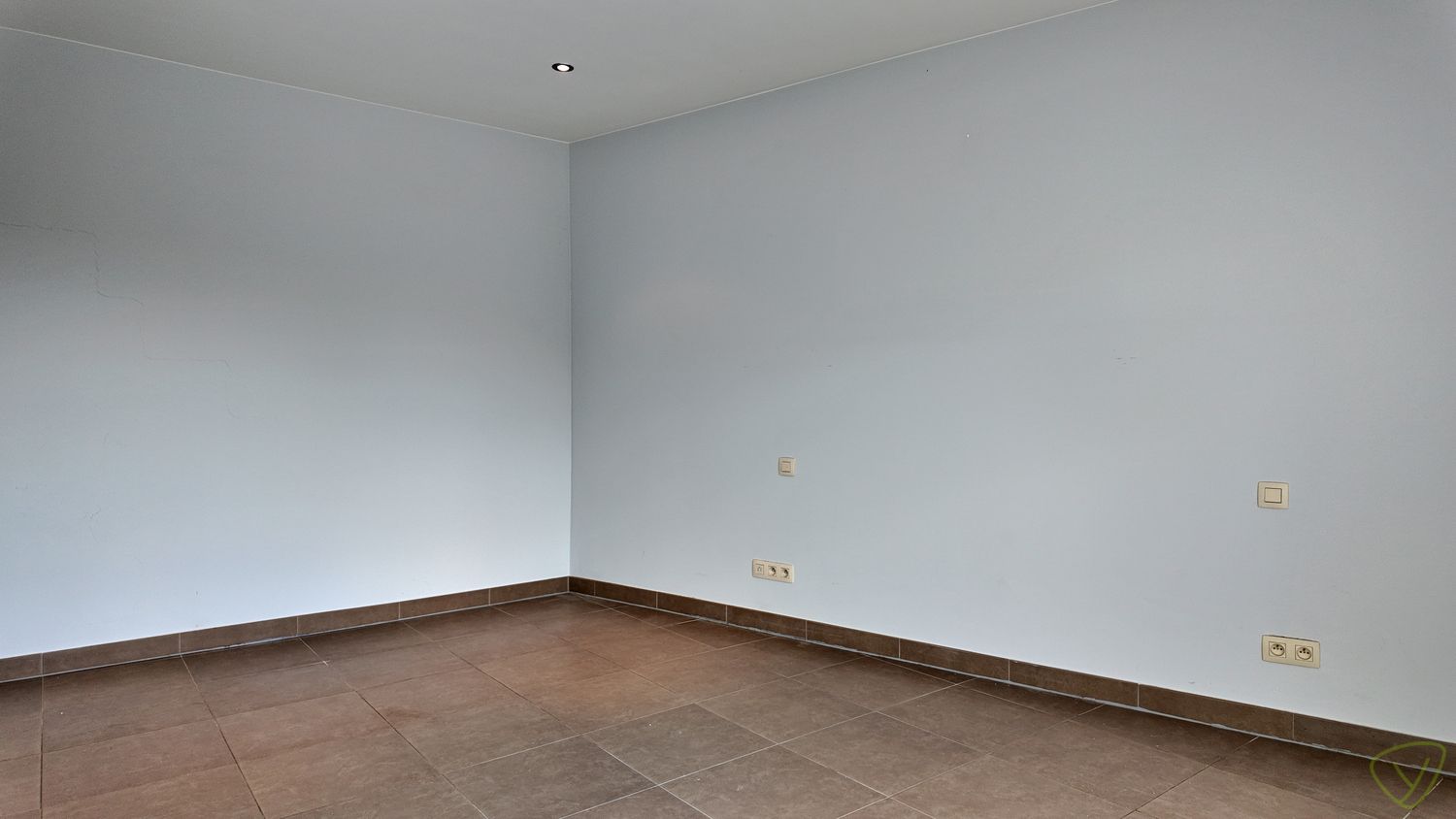 Ruim appartement gelegen in het centrum van Eeklo! foto 15