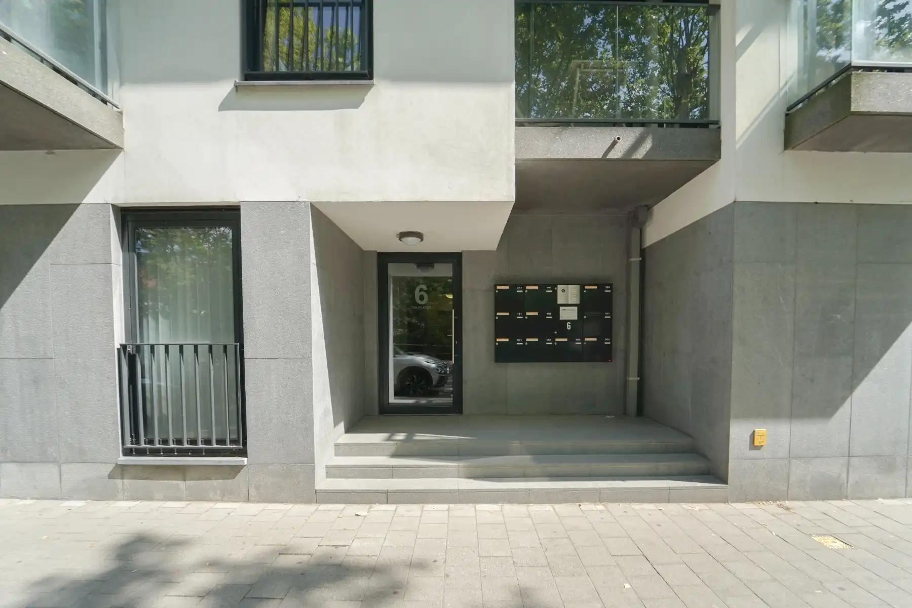 Lichtrijke Studio met tuintje te koop op topligging! foto 13