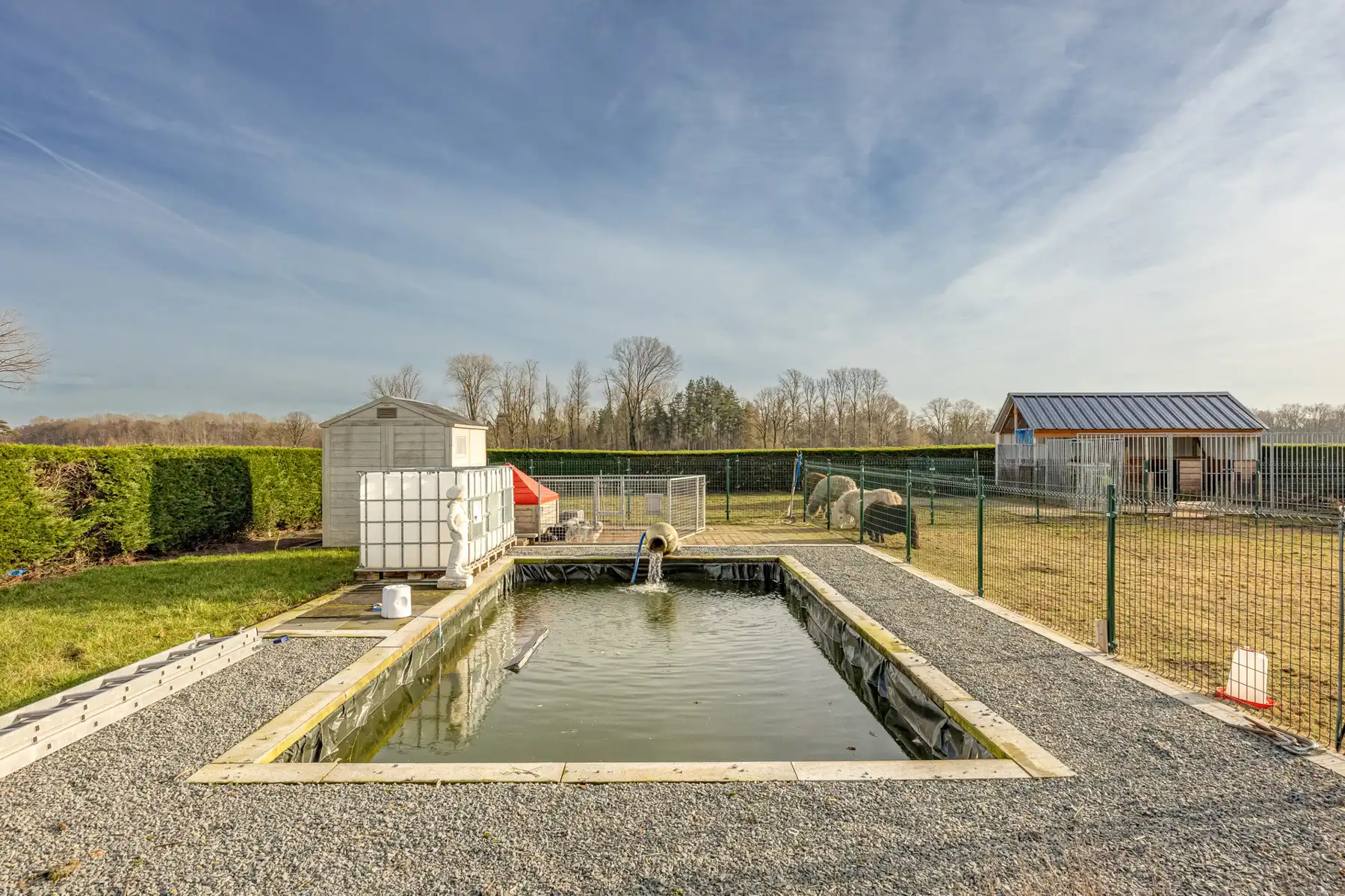 Gerenoveerde vrijstaande woning met 3 slaapkamers op een unieke locatie in Merksplas. foto 24