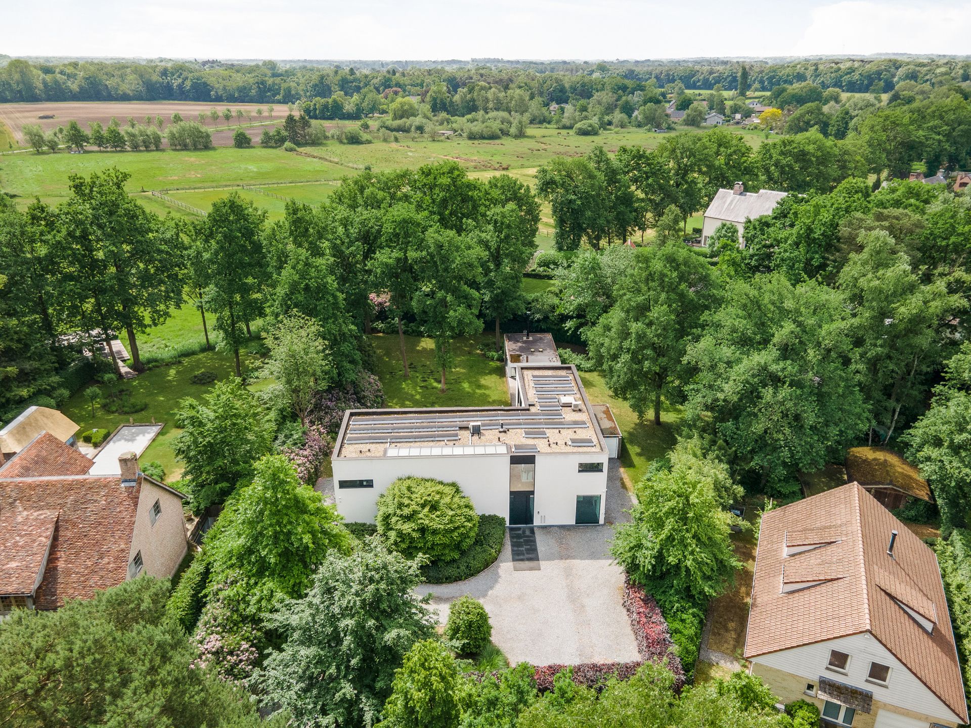 Luxueuze moderne villa foto 2