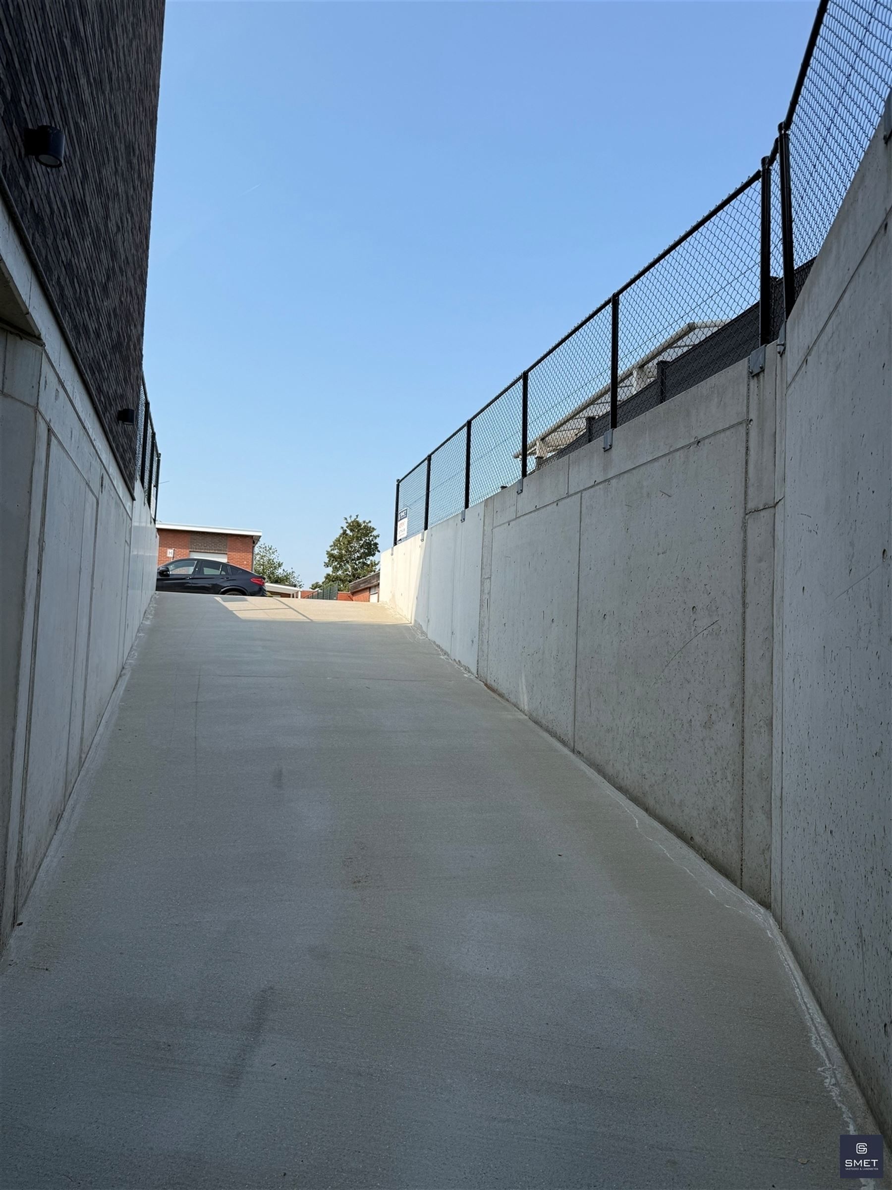 APPARTEMENT MET 2 SLPKS  EN GROOT TERRAS foto 19