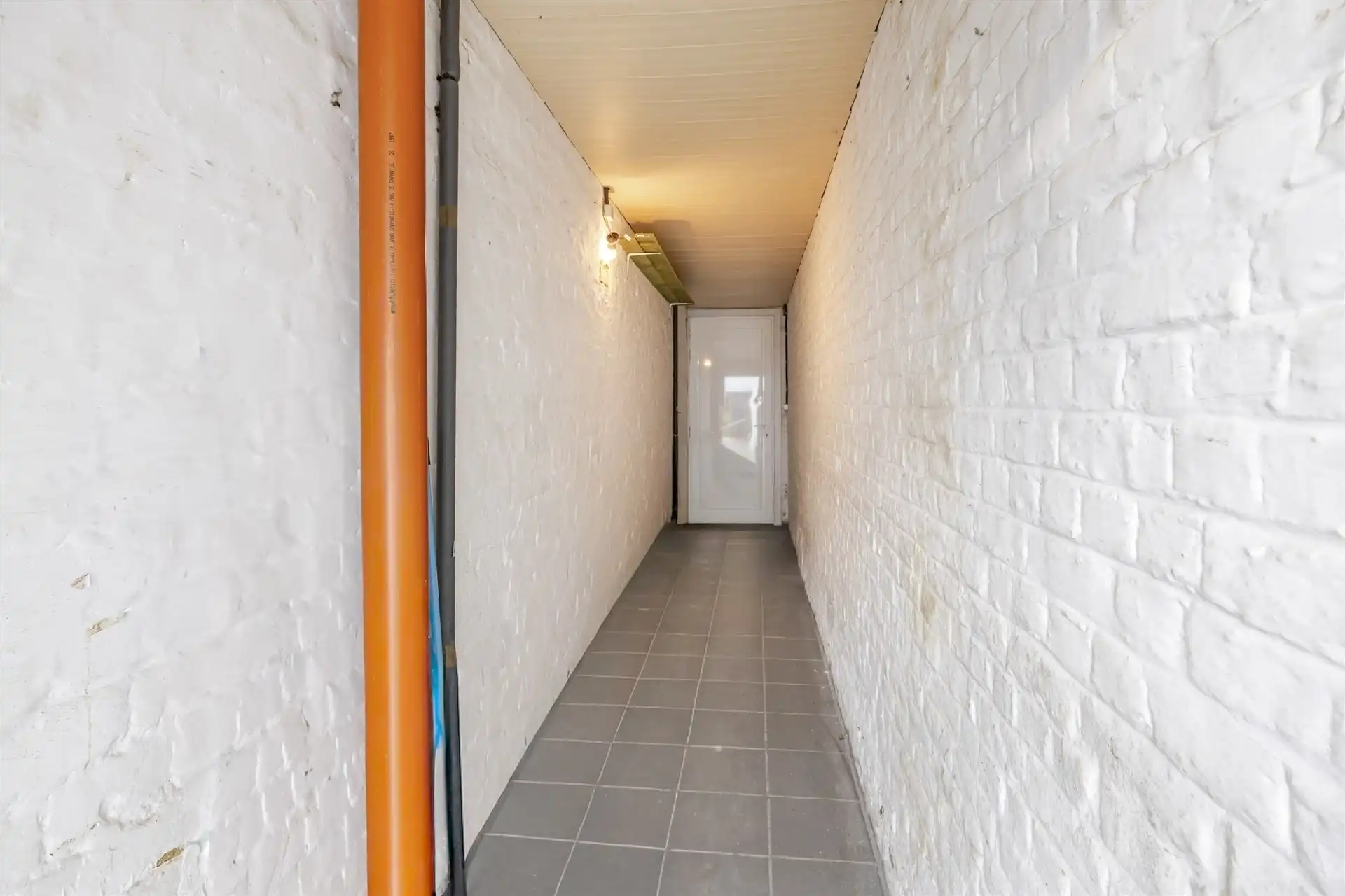 Gezellige rijwoning met uitzonderlijke grote tuin in hartje Schellebelle foto 23