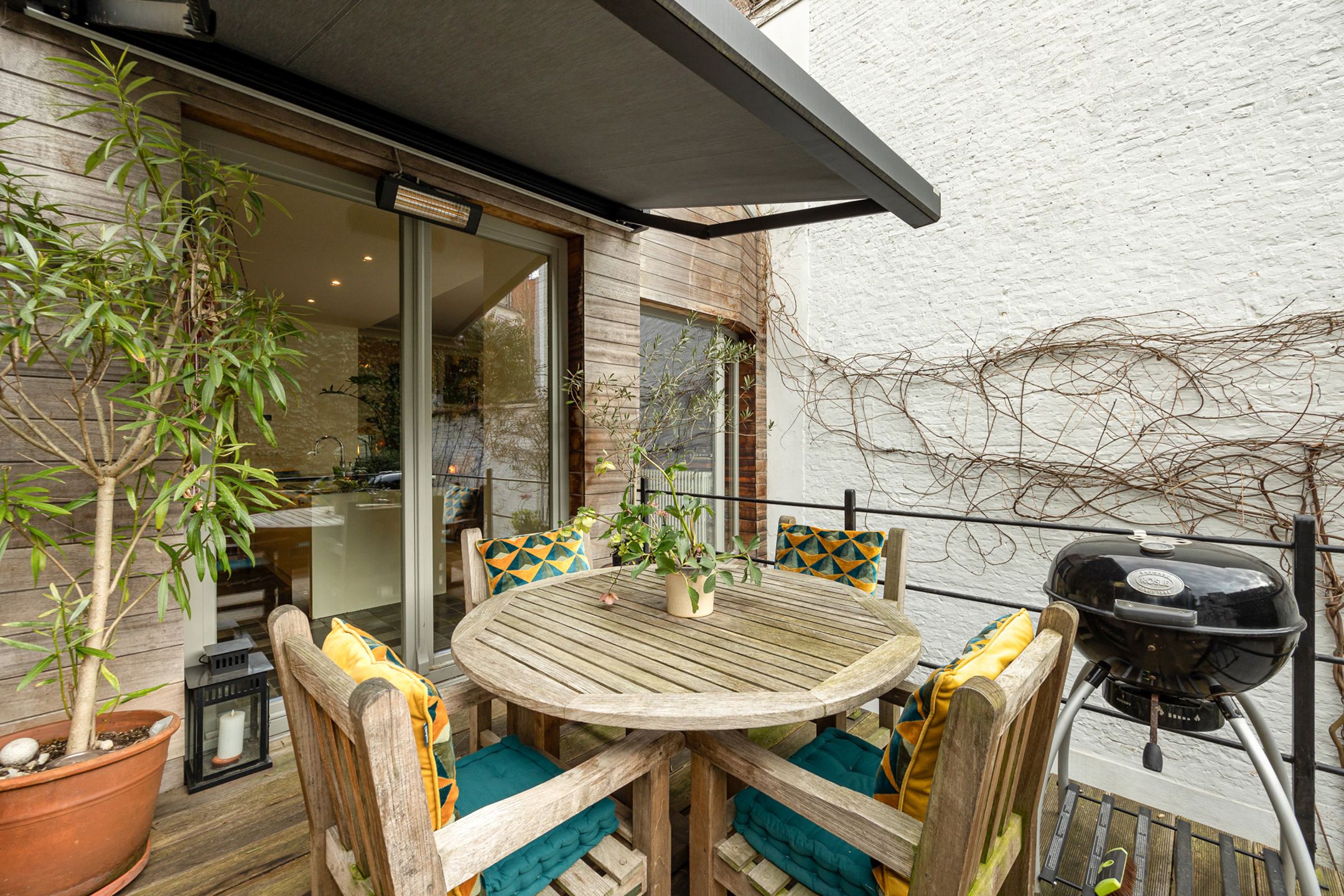 ANTWERPEN - Charmante herenwoning met tuin en garage foto 6