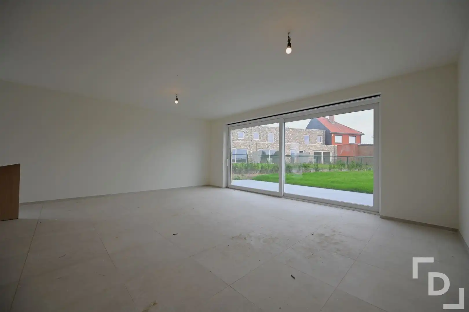 Afgewerkte nieuwbouwwoning te huur in hartje Proven. foto 4