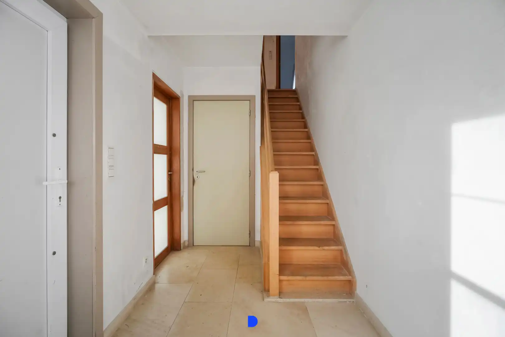 Halfopen woning met tuin in Oekene! foto 8