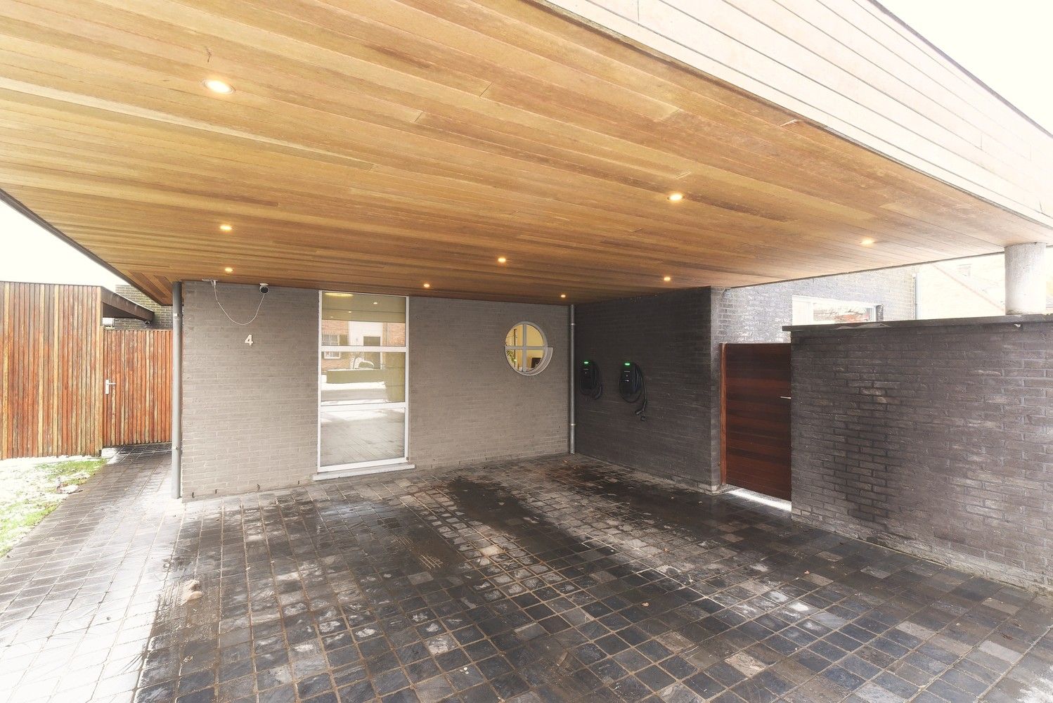 Instapklare gezinswoning met 4 slaapkamers en zongerichte tuin. foto 16