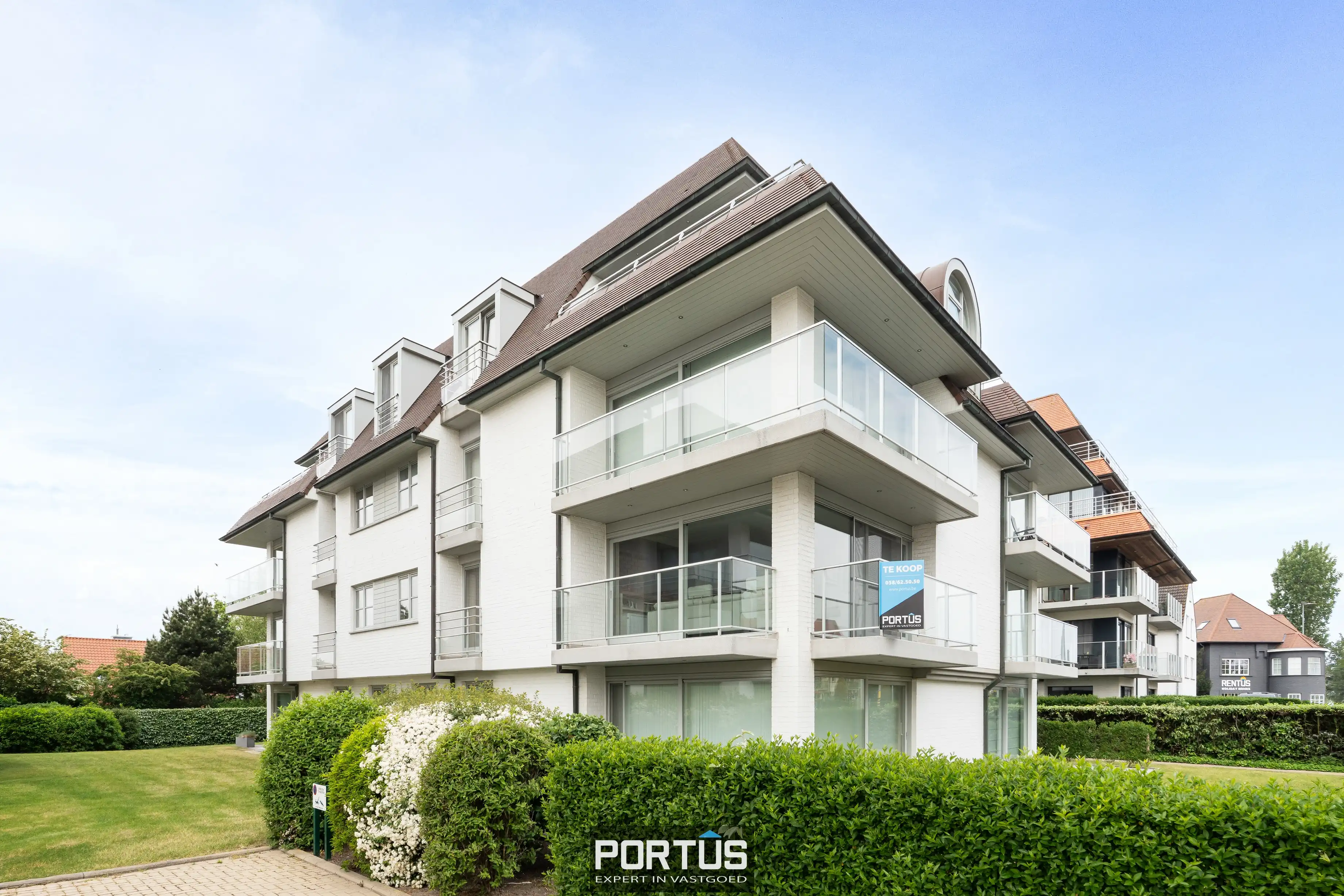 Ruim zonnig hoekappartement te koop te Nieuwpoort foto 20