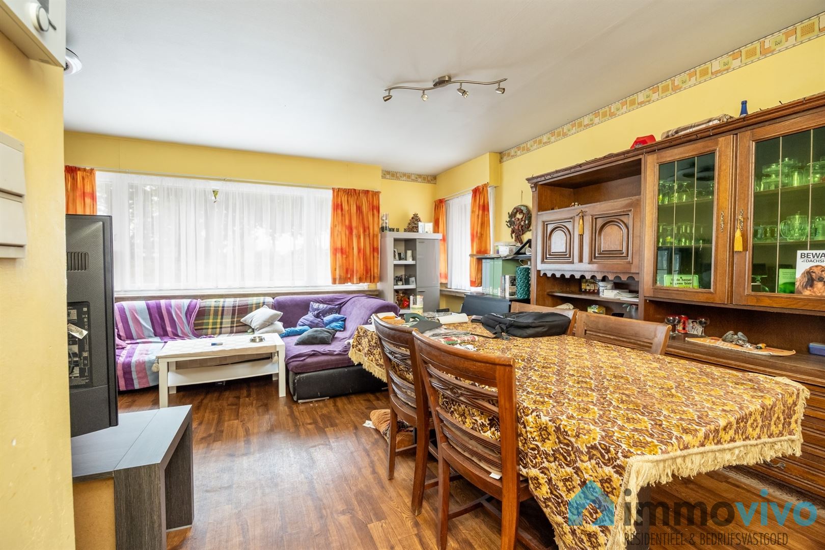 Ruim gelijkvloersappartement met 3 slpk's en koer foto 7
