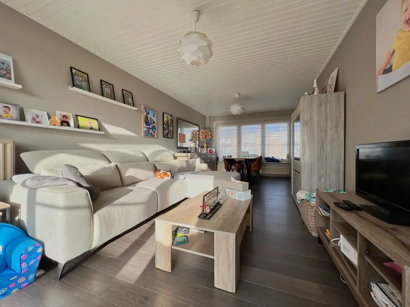 Instapklare gezinswoning met 4 slpks + zonnige tuin! foto 3