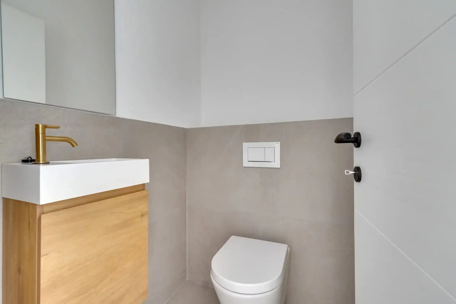 Ruime stadswoning met luxueuze afwerking foto 8