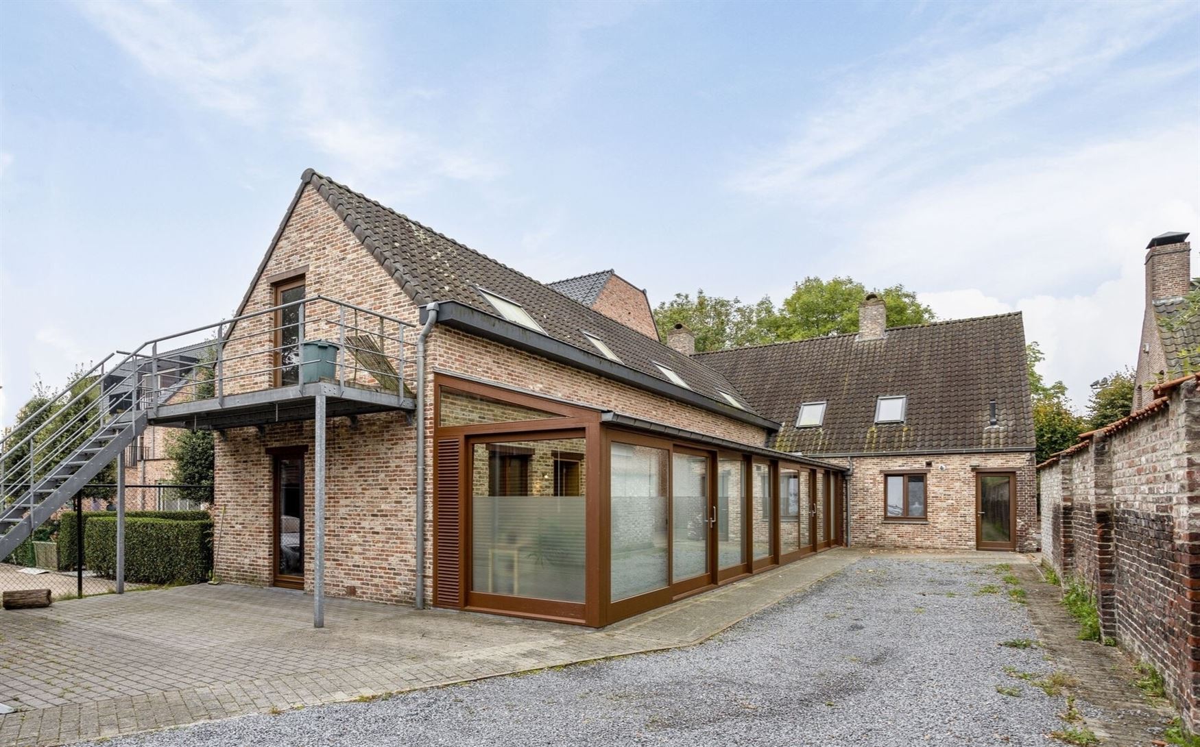 Ruim appartement met garage & tuin foto 9