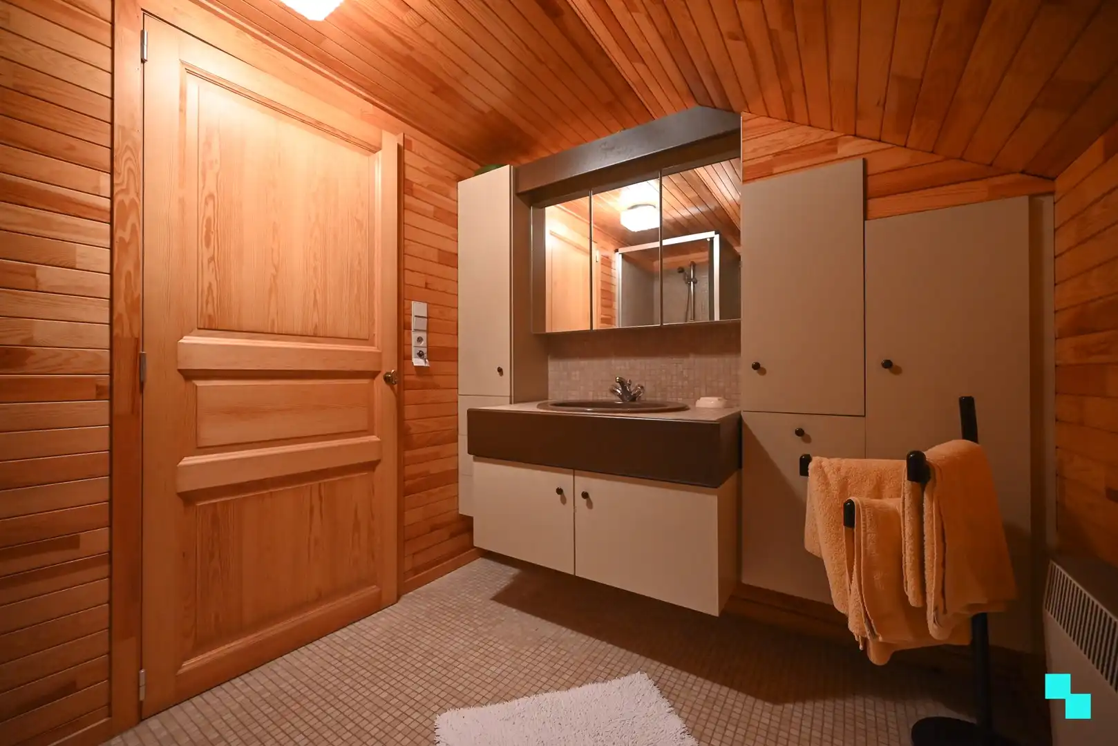 Verrassend ruime woning op hoekperceel te Izegem, Bosmolens foto 26