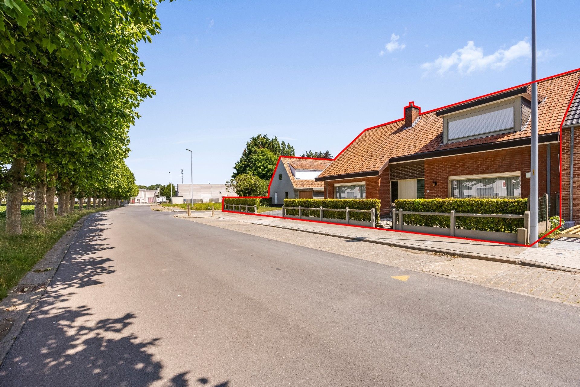 Te renoveren HOB met bijgebouw foto 3