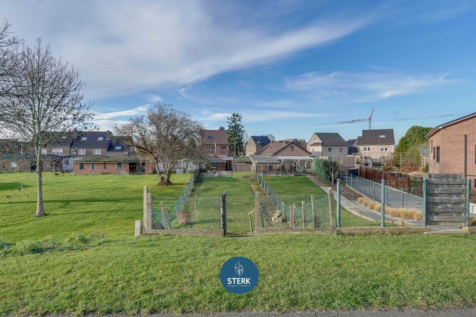 OP TE KNAPPEN GEZINSWONING AAN DE MAAS TE UIKHOVEN !  foto 24