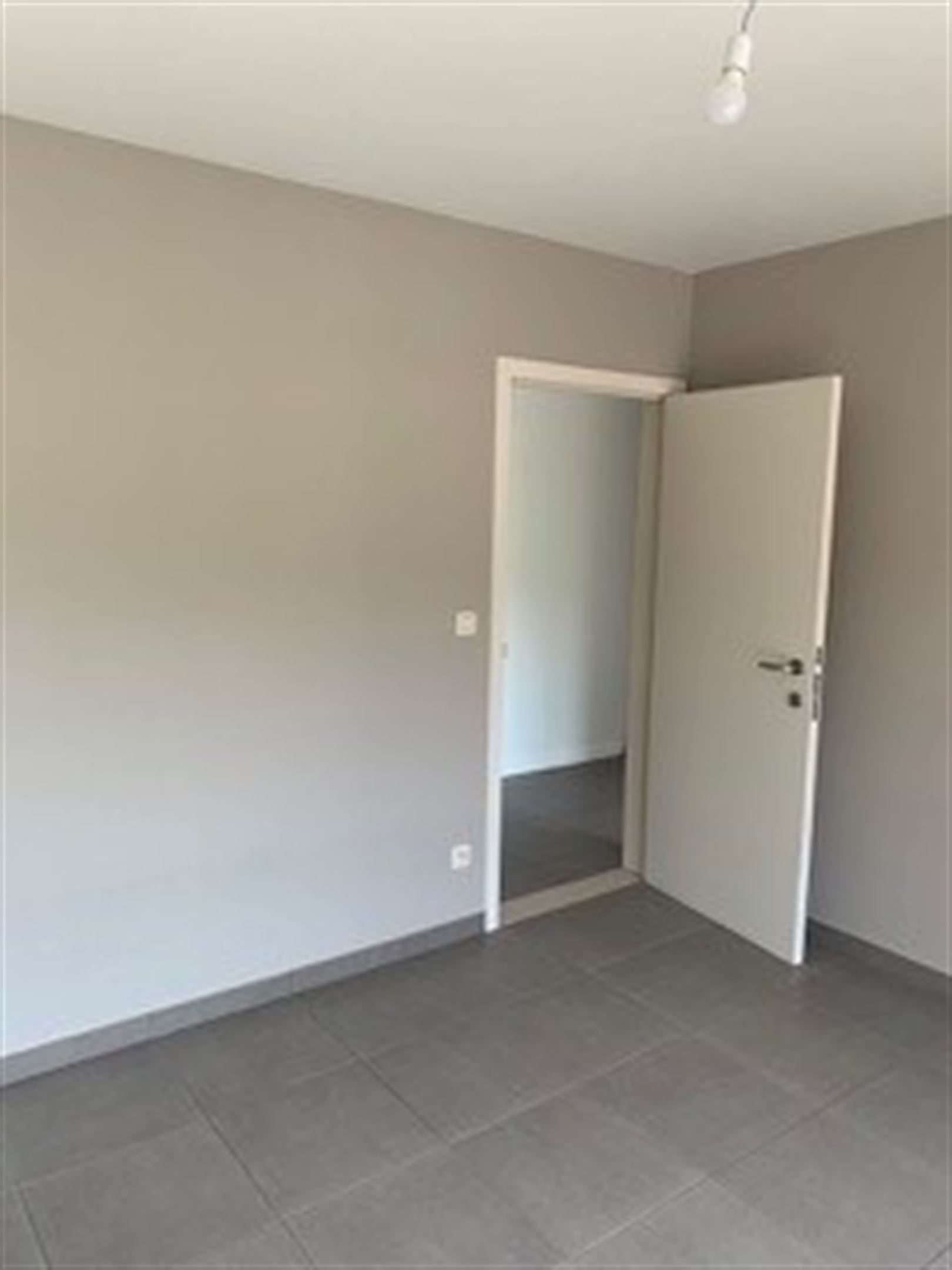  Gunstig gelegen appartement te huur in Residentie Bromelia foto 13