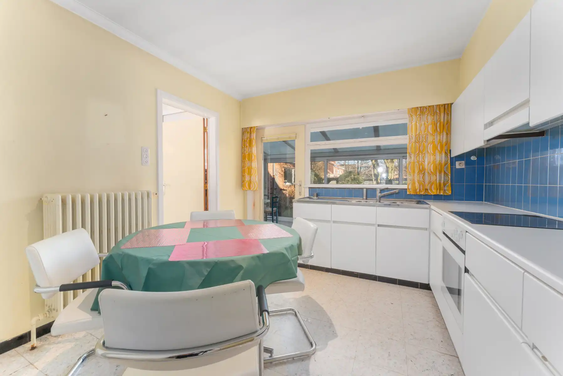 Ruime gezinswoning in hartje Kortemark foto 10