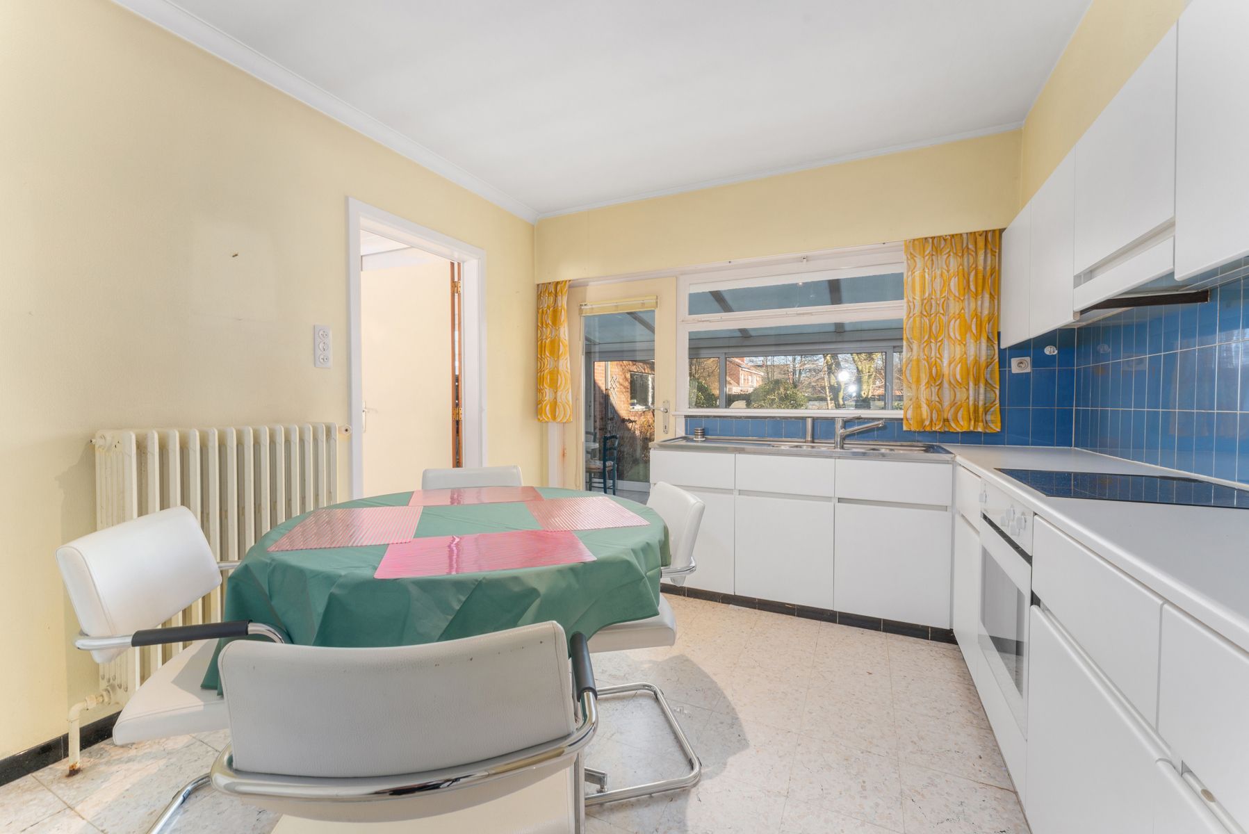 Ruime gezinswoning in hartje Kortemark foto 10