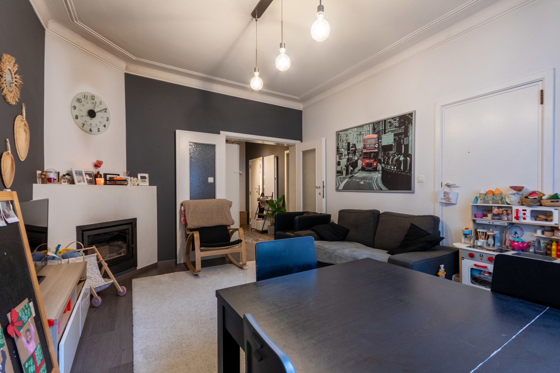 Gelijkvloers appartement met terras en tuin foto 3