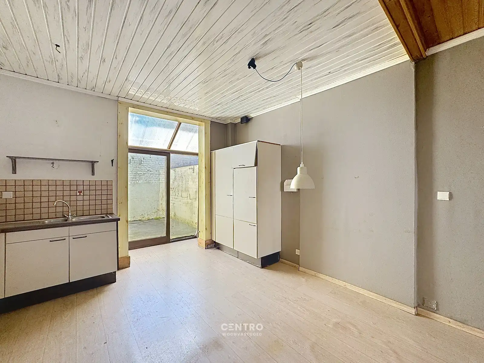 Betaalbare woning met 4 slpks, garage én terras te Blankenberge! foto 5