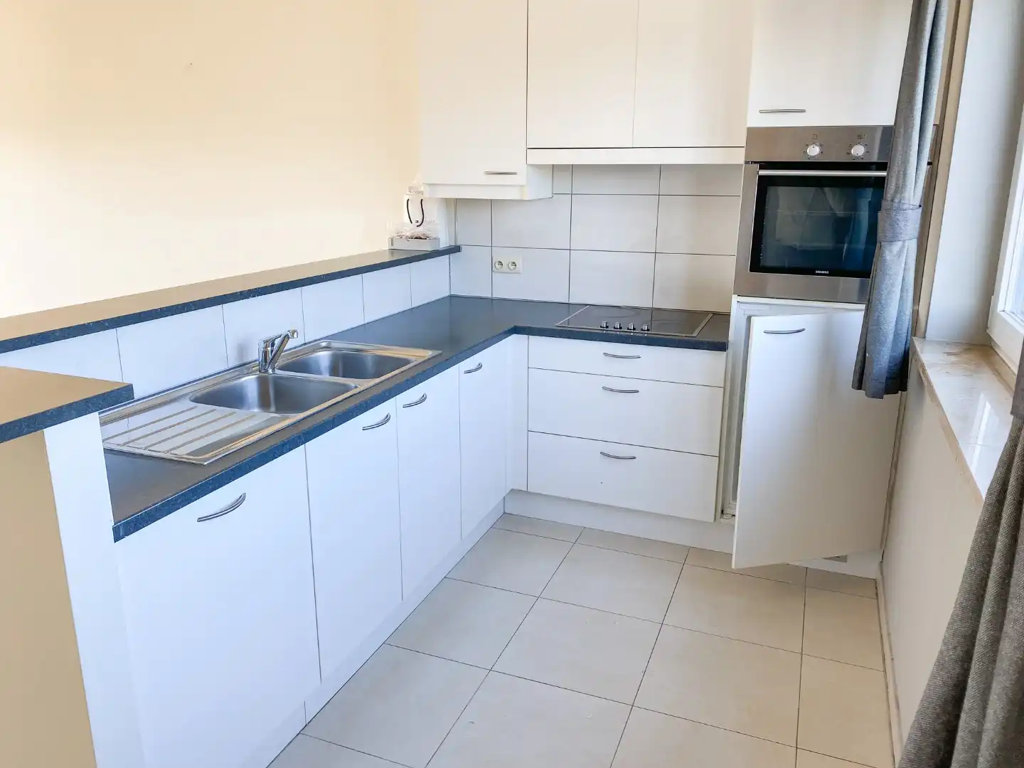 Instapklaar appartement met 2 slaapkamers te huur in Waregem foto 4