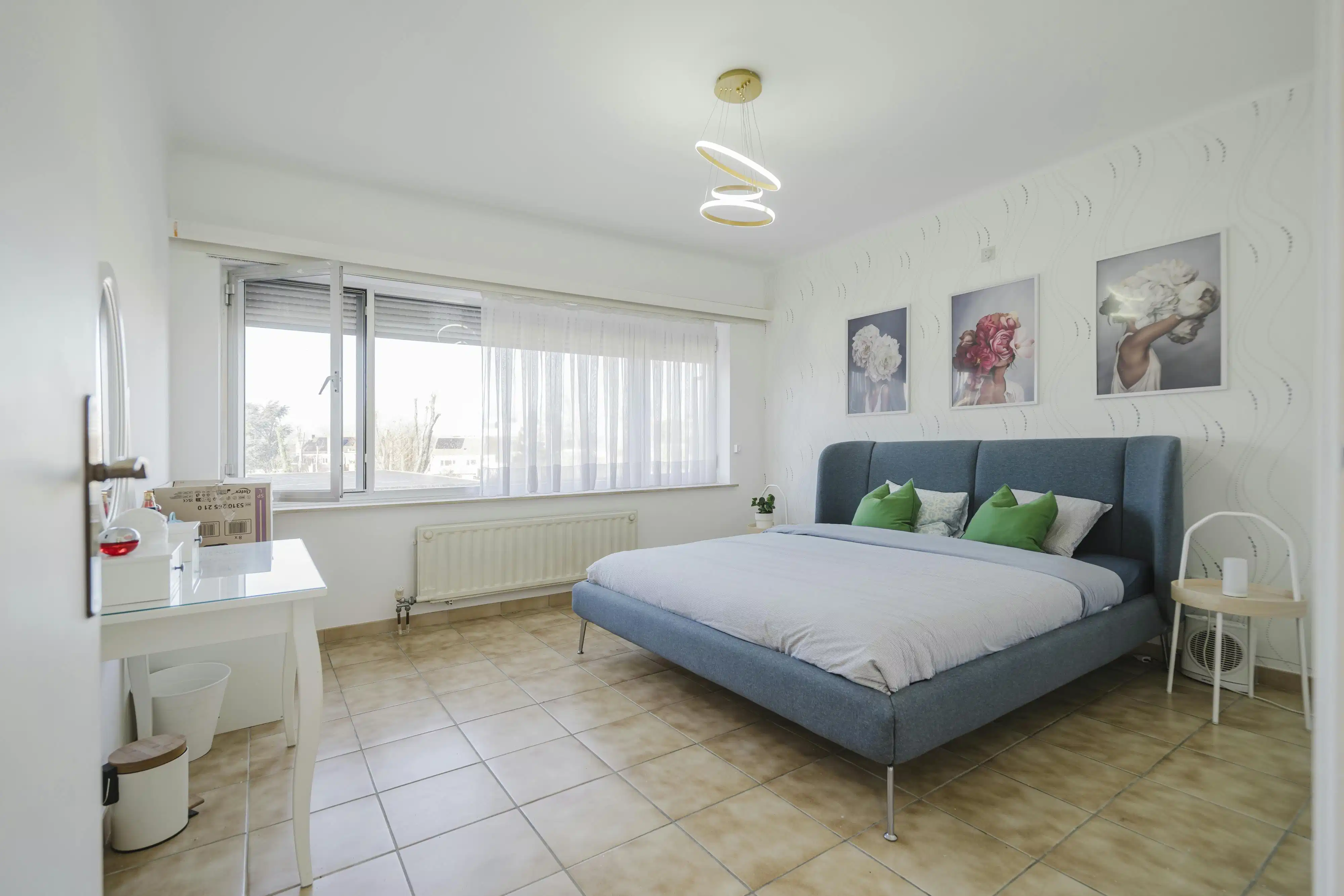 Ruim en instapklaar appartement te koop in Kortrijk foto 10