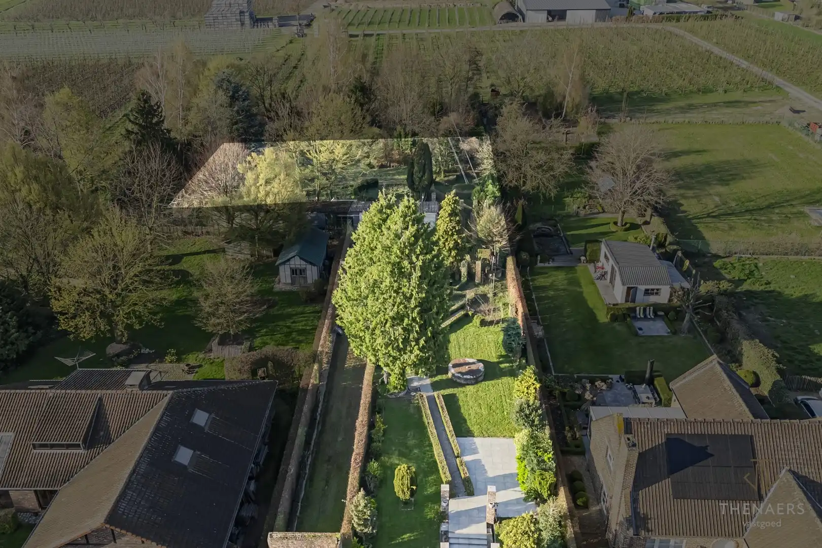 Karaktervolle en uitzonderlijk ruime woning met 5 slpks op&nbsp;een perceel van 36a 60ca. foto 47