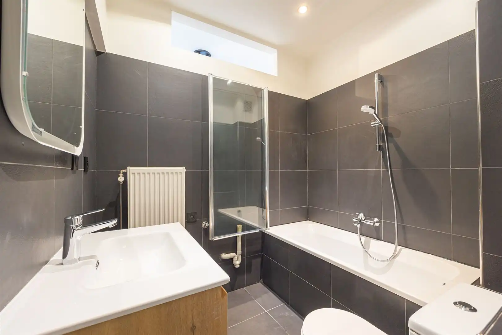 Gerenoveerd appartement in de gezellige Kloosterstraat foto 10