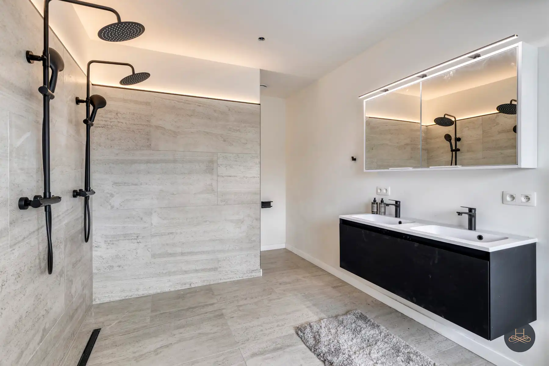 Kwalitatief afgewerkte penthouse tegenover Bloso-domein foto 16