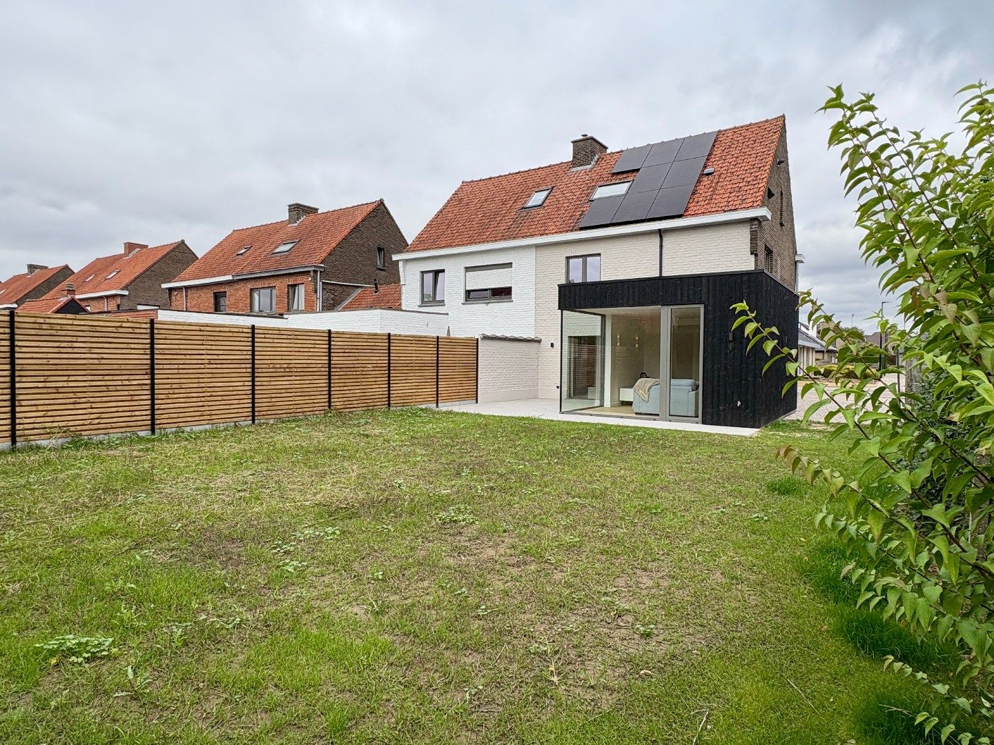 Hoogwaardige totaal renovatie te Kuurne. foto 3