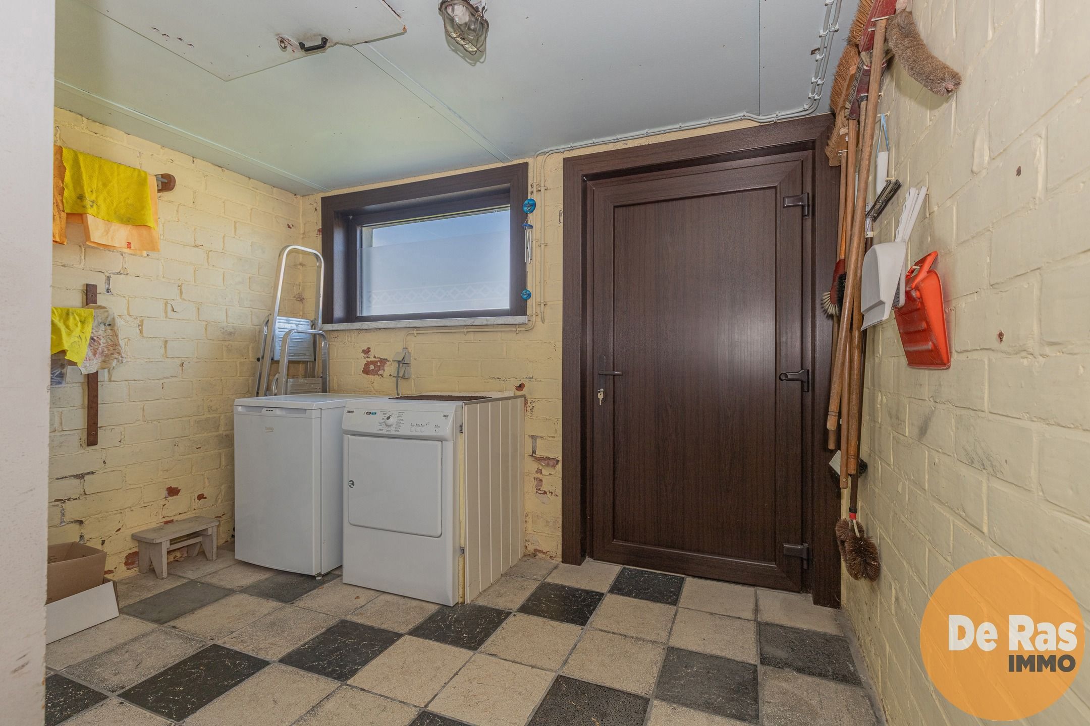 MERE - Verzorgde woning met tuin, garage en 2 slaapkamers foto 17