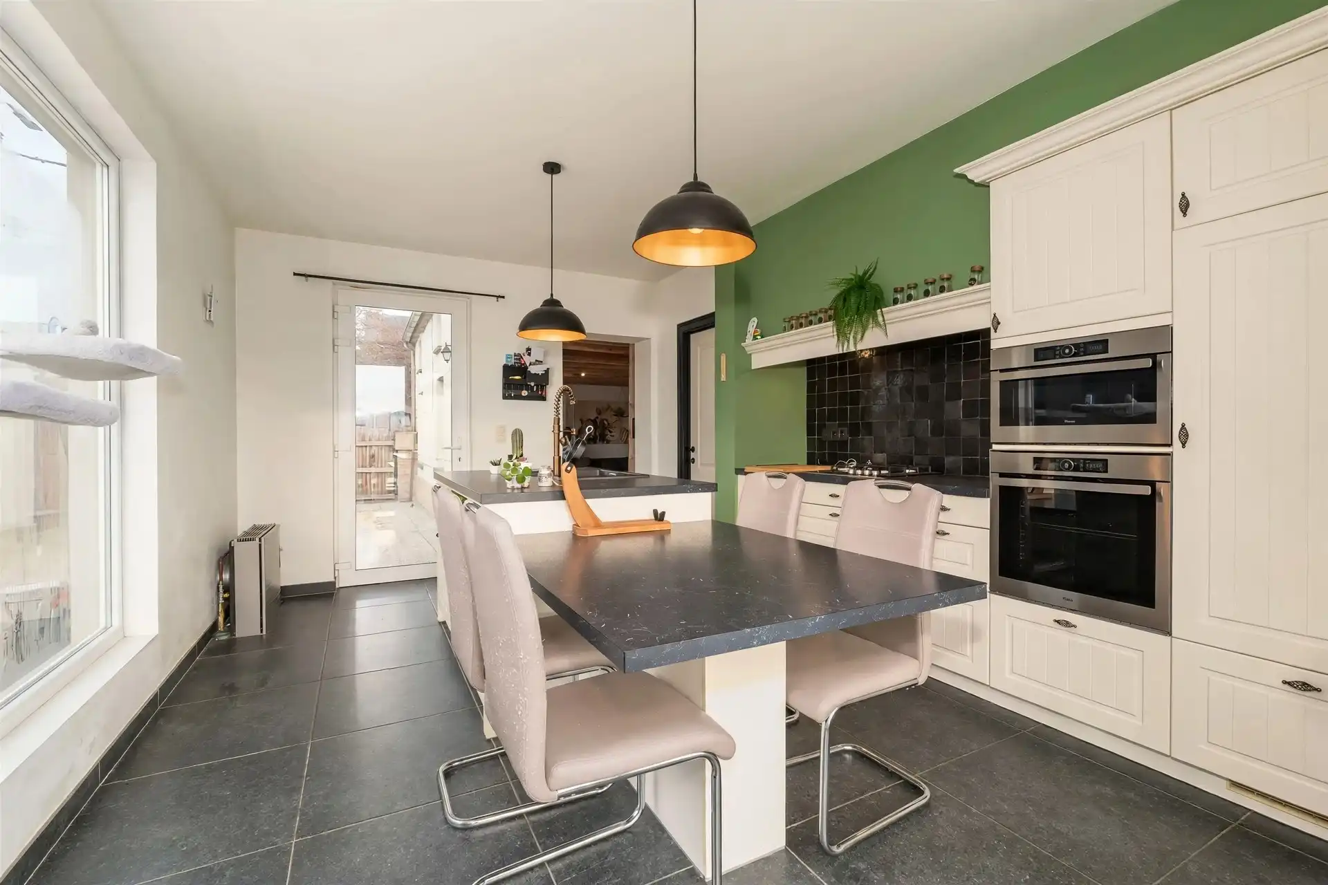 Toffe woning te Sint-Lievens-Houtem  foto 8
