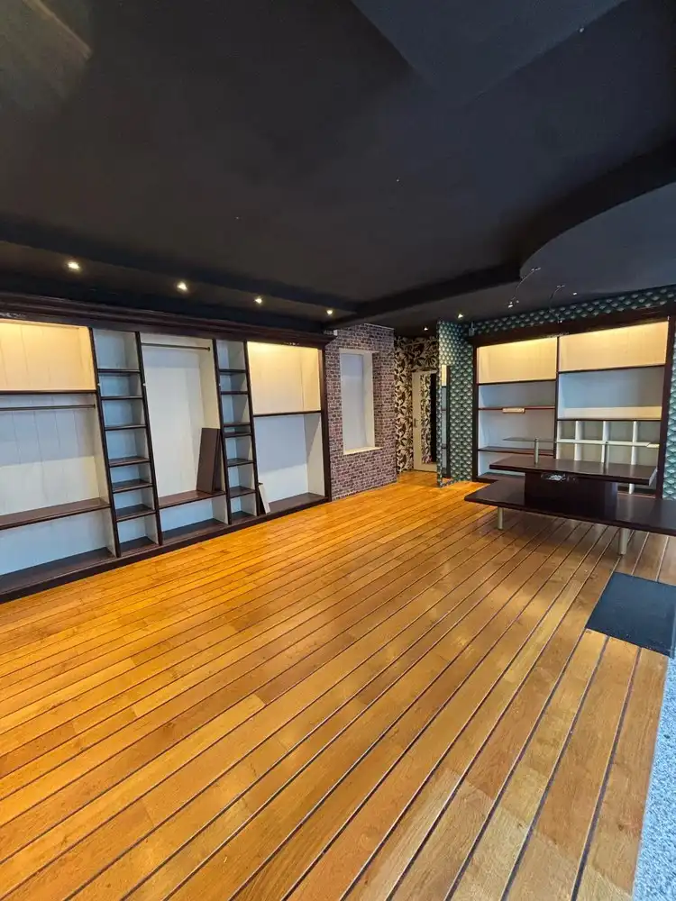 Handelspand te Asse-Centrum foto {{pictureIndex}}