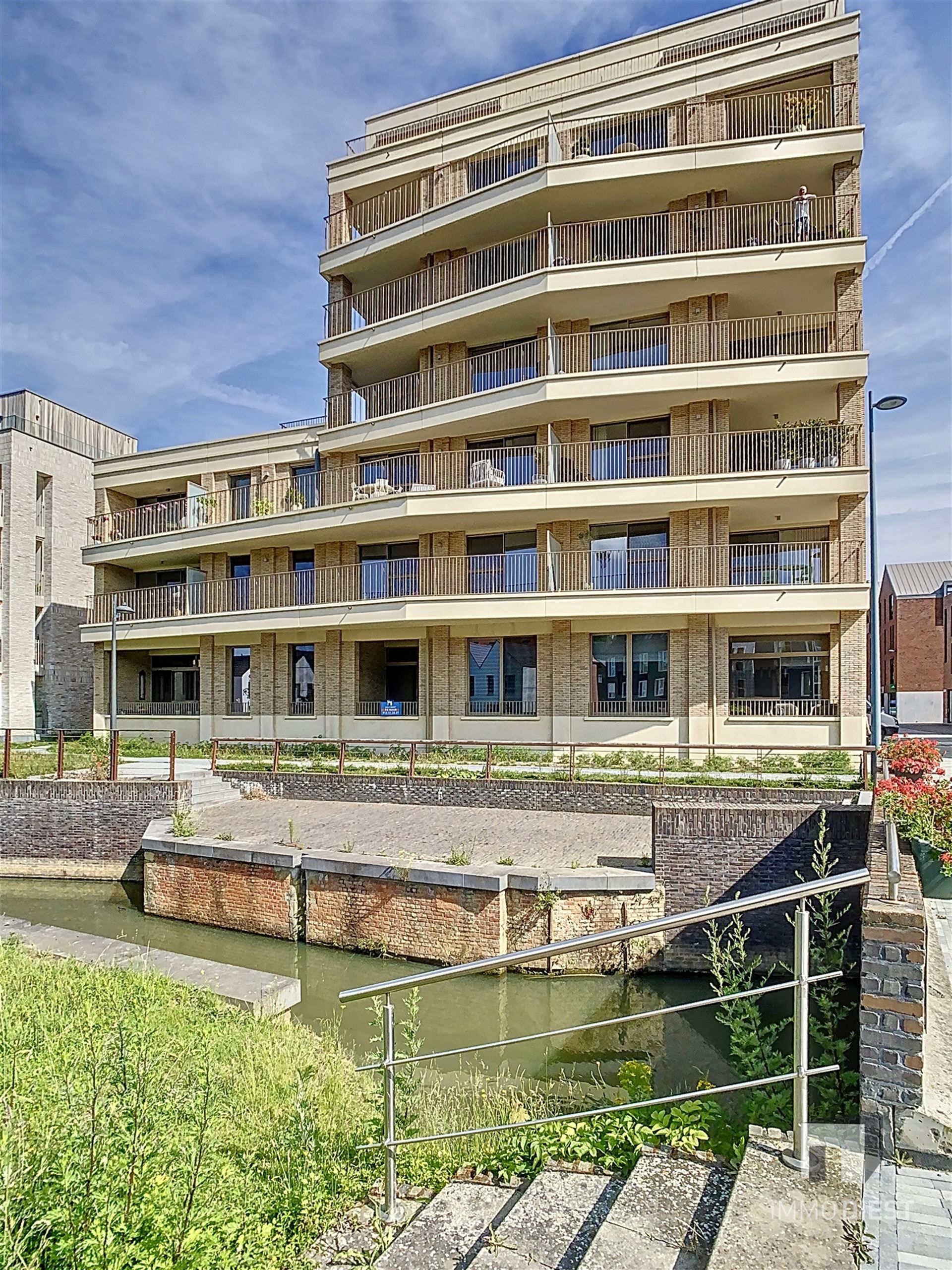 Luxueus appartement met zicht op de Ezeldijk foto 3