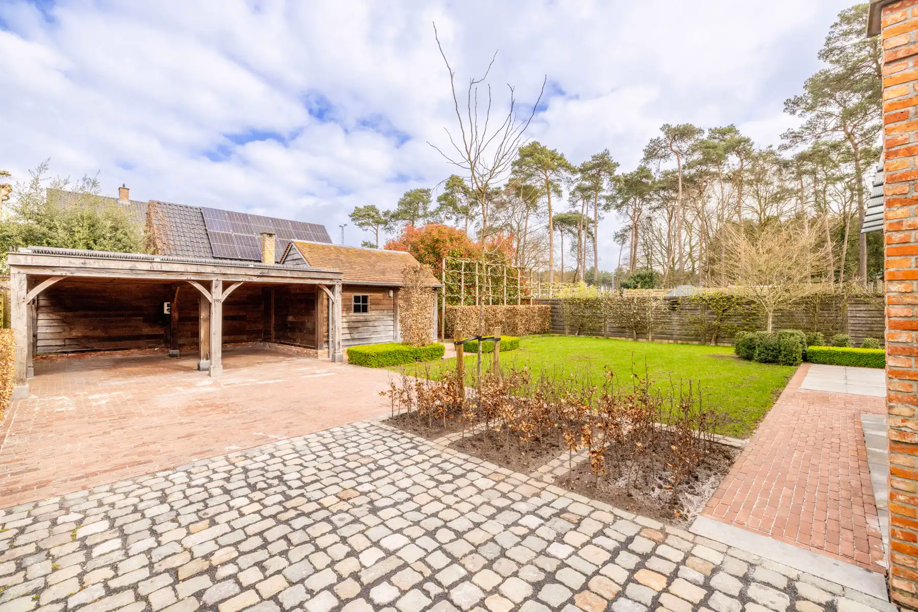 Manoir villa met 4slk en 2bdk op 571m²  foto 3