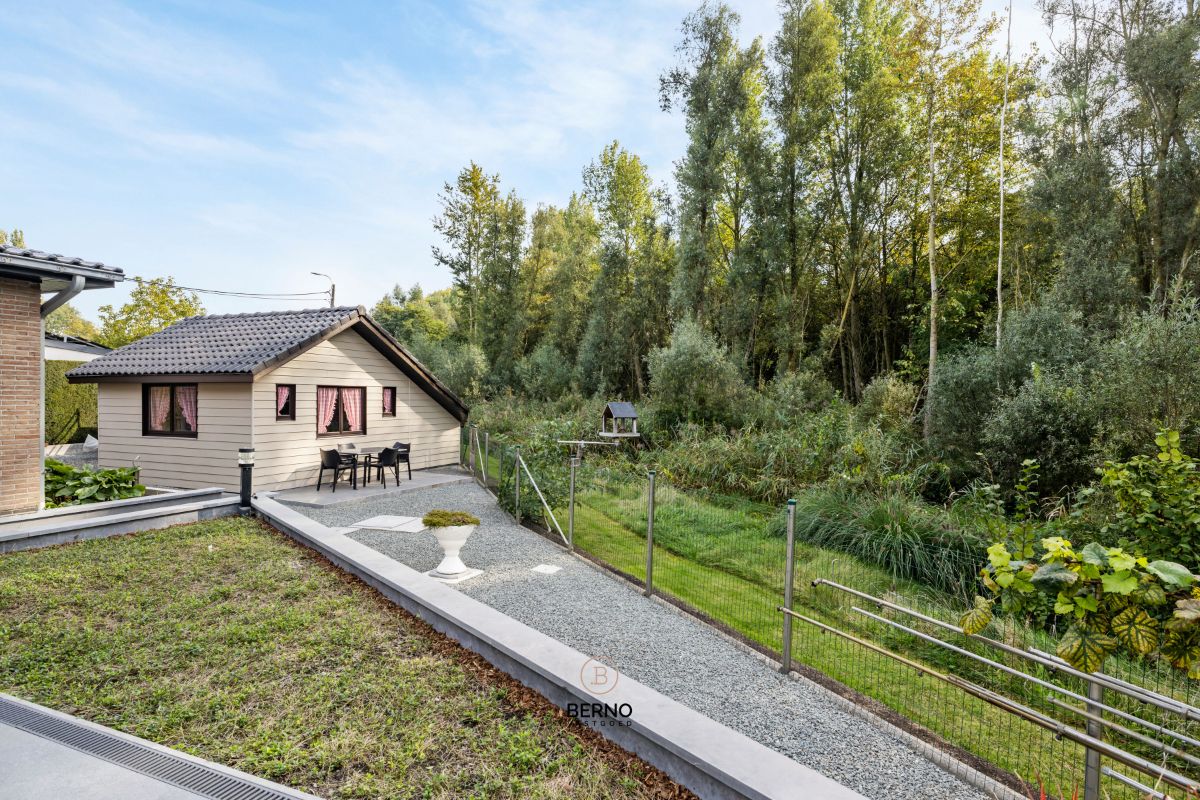 Instapklare laagbouwwoning in groene, rustige omgeving foto 26