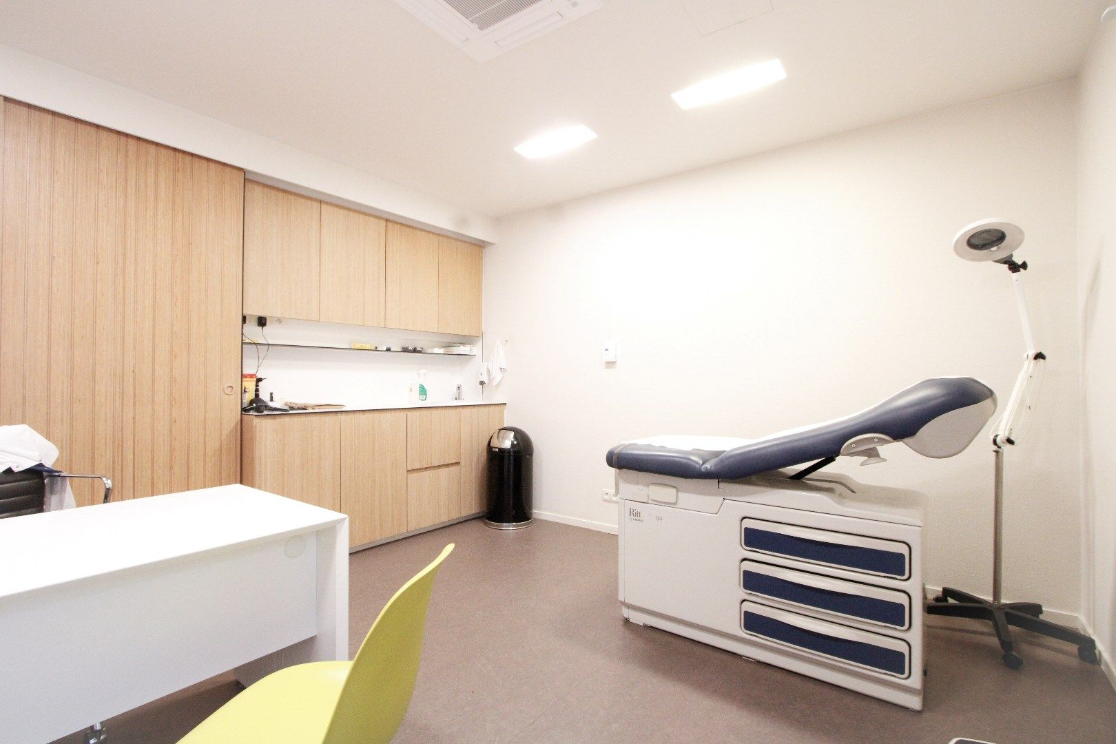 TE HUUR: Instapklaar handelspand  Dumortierlaan 20 foto 7