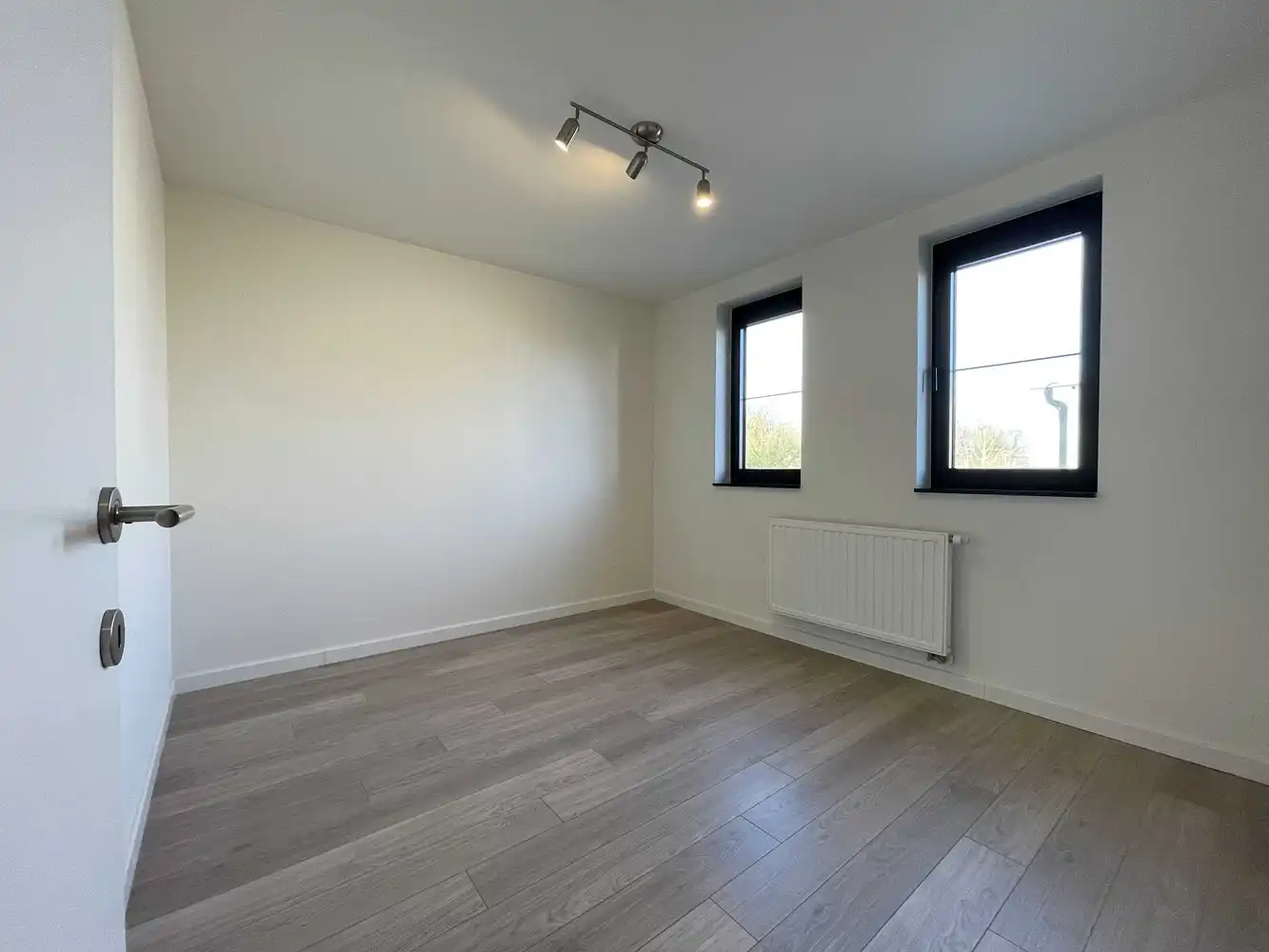 Recente gezinswoning vlakbij het centrum van Genk foto 17