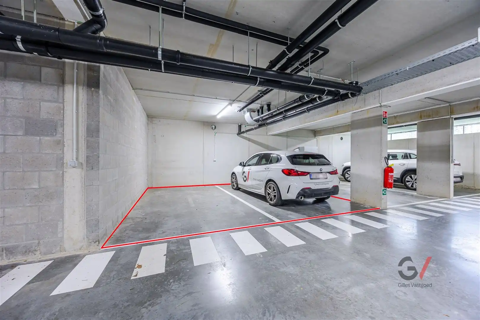 Lichtrijk en modern appartement met ruim terras foto 23