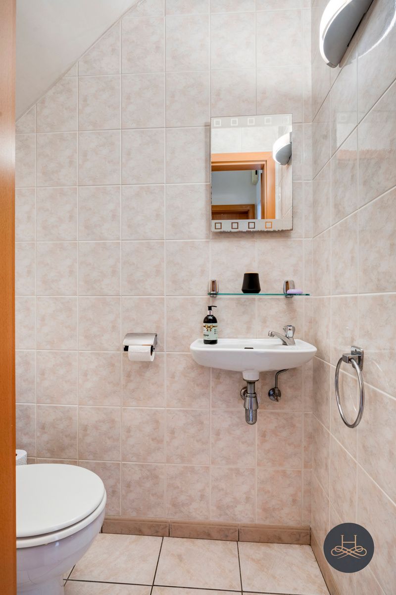 Rustig gelegen, zuinige, moderne open woning met ruime tuin foto 15