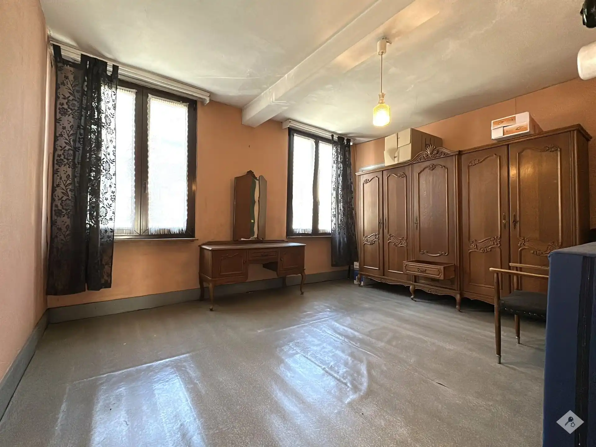Te Renoveren Woning te Koop in Lebbeke foto 14