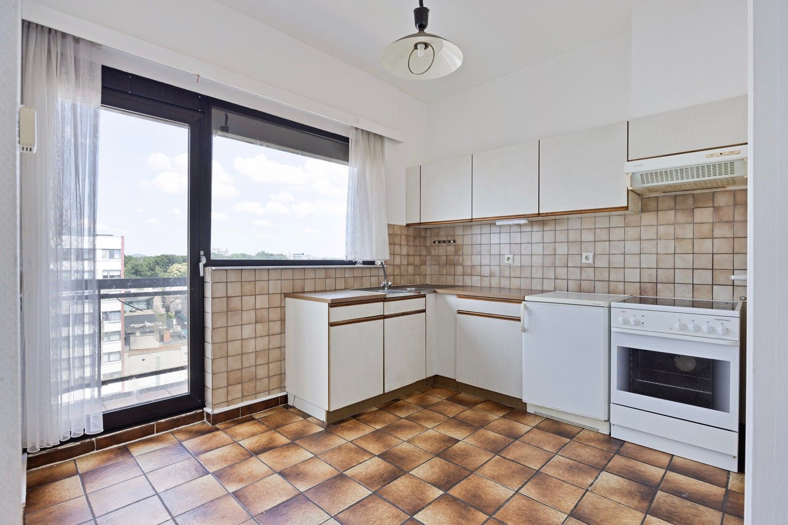 Sint-Martinusplein 9A bus 91, 3600 Genk foto 4