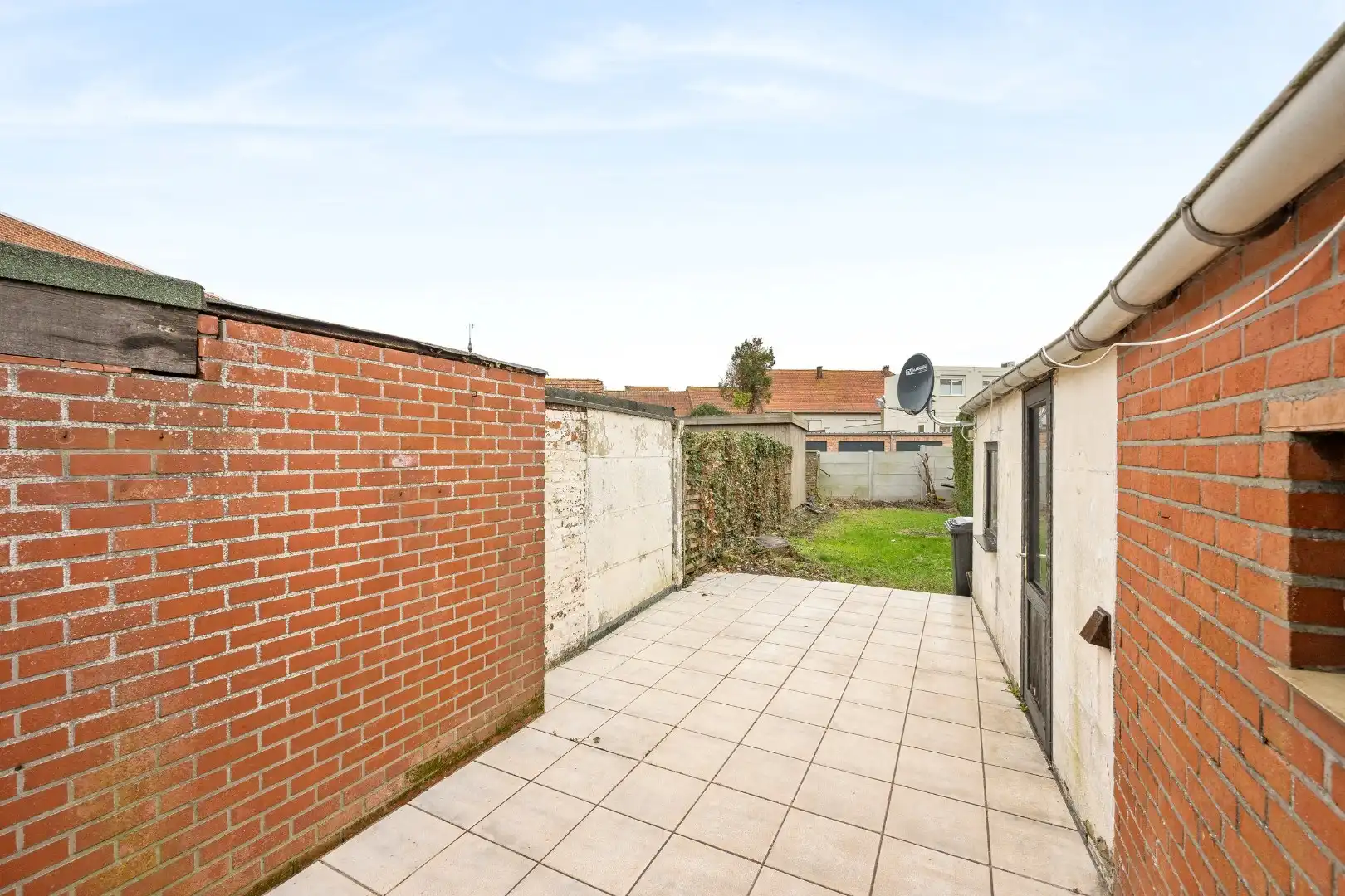 Woning met 2 slaapkamers en zolder en zonnige tuin in Mesen foto 7