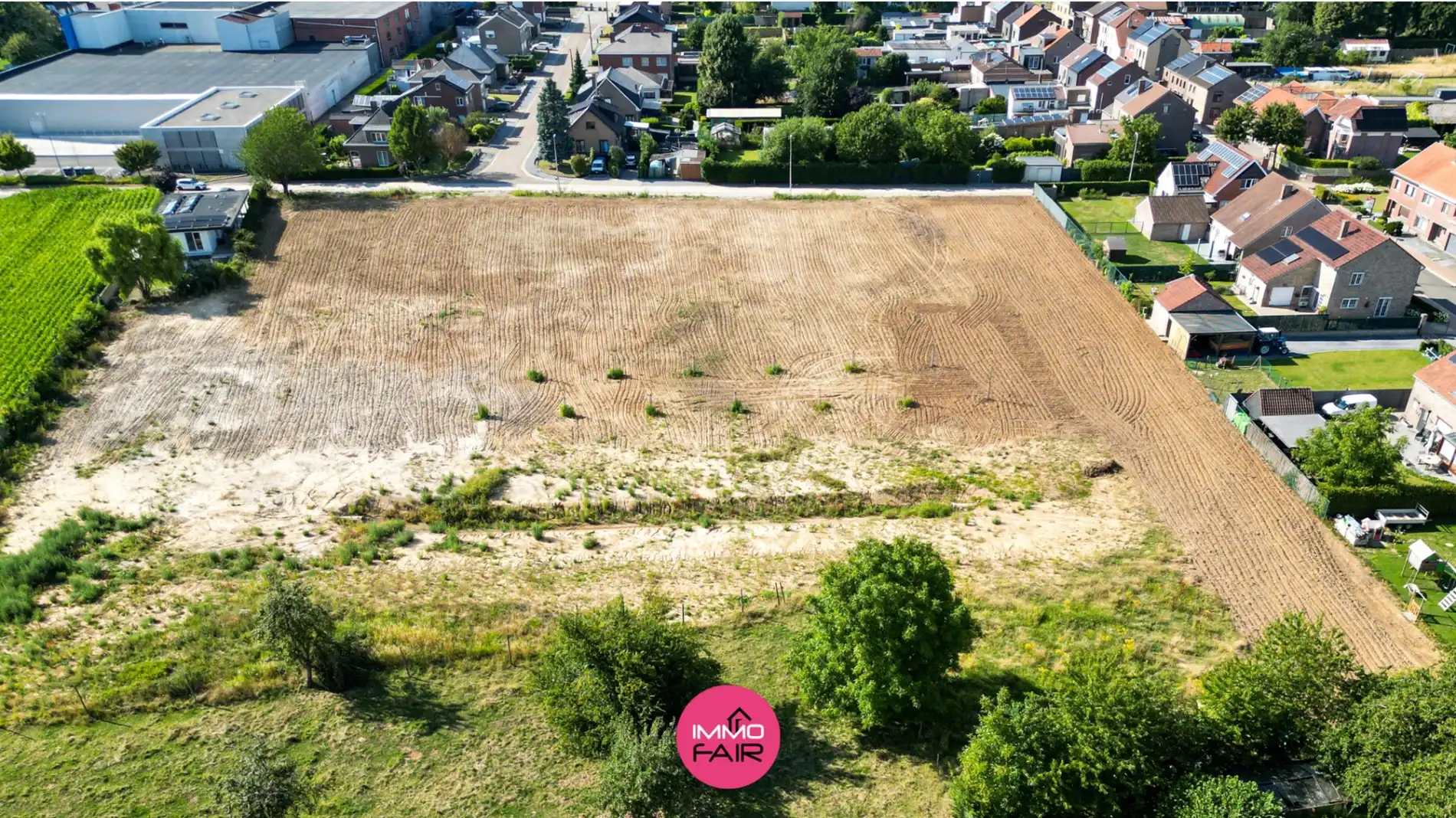 Bouwgrond van 1696 m² voor open bebouwing foto 4