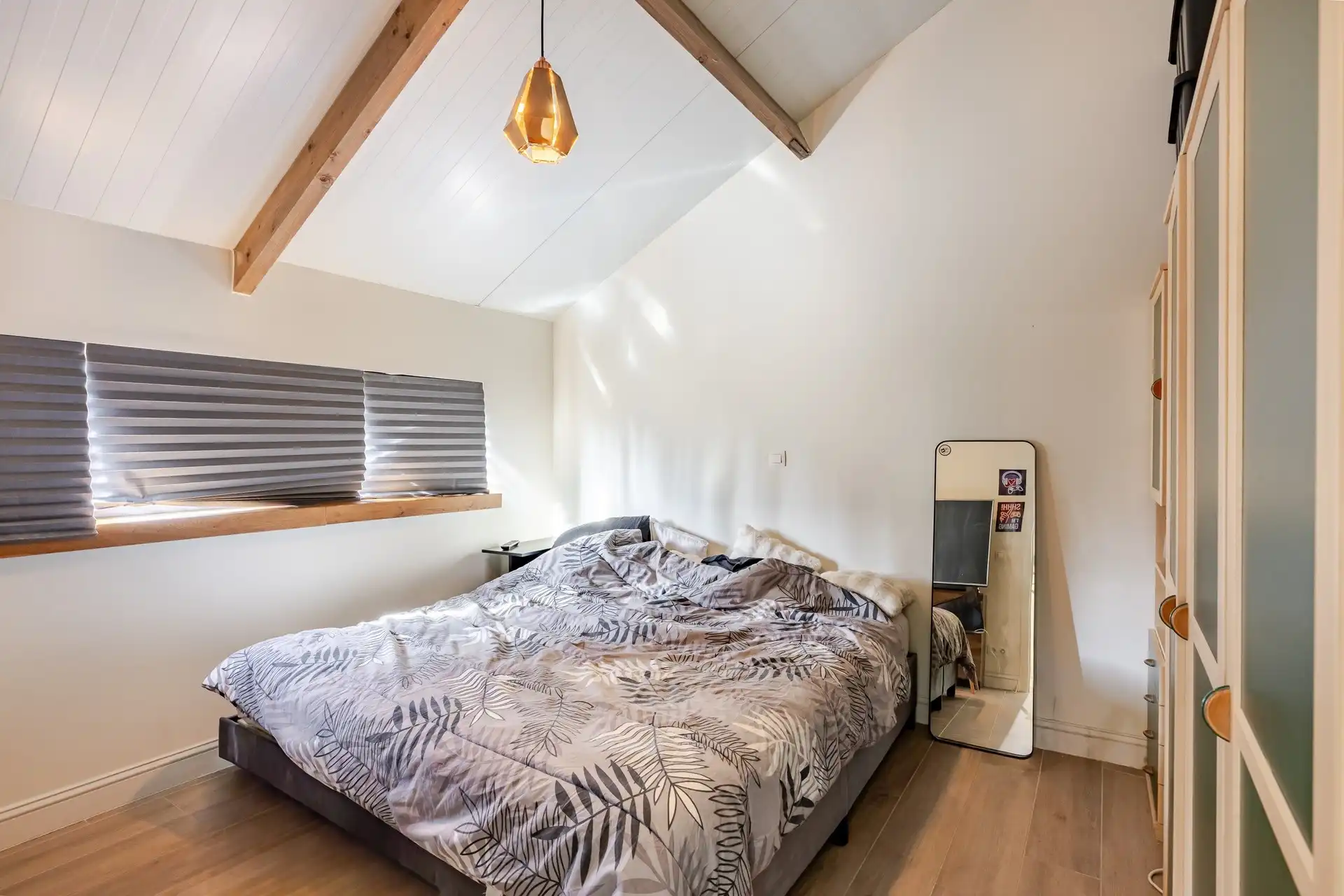 Karaktervol herenhuis met art-decoallure, ruime magazijnen en zuidgerichte tuin  foto 16
