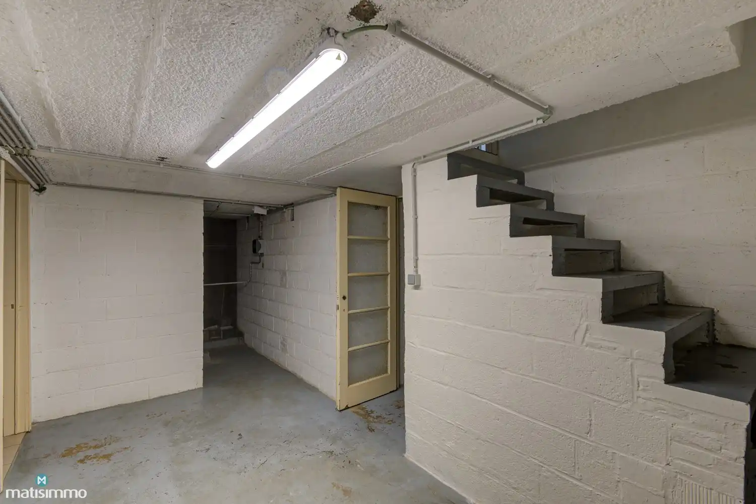 VOLLEDIG GERENOVEERDE EN ENERGIEZUINIGE WONING MET DUBBELE GARAGE EN OPSLAGRUIMTE IN HERDEREN foto 28