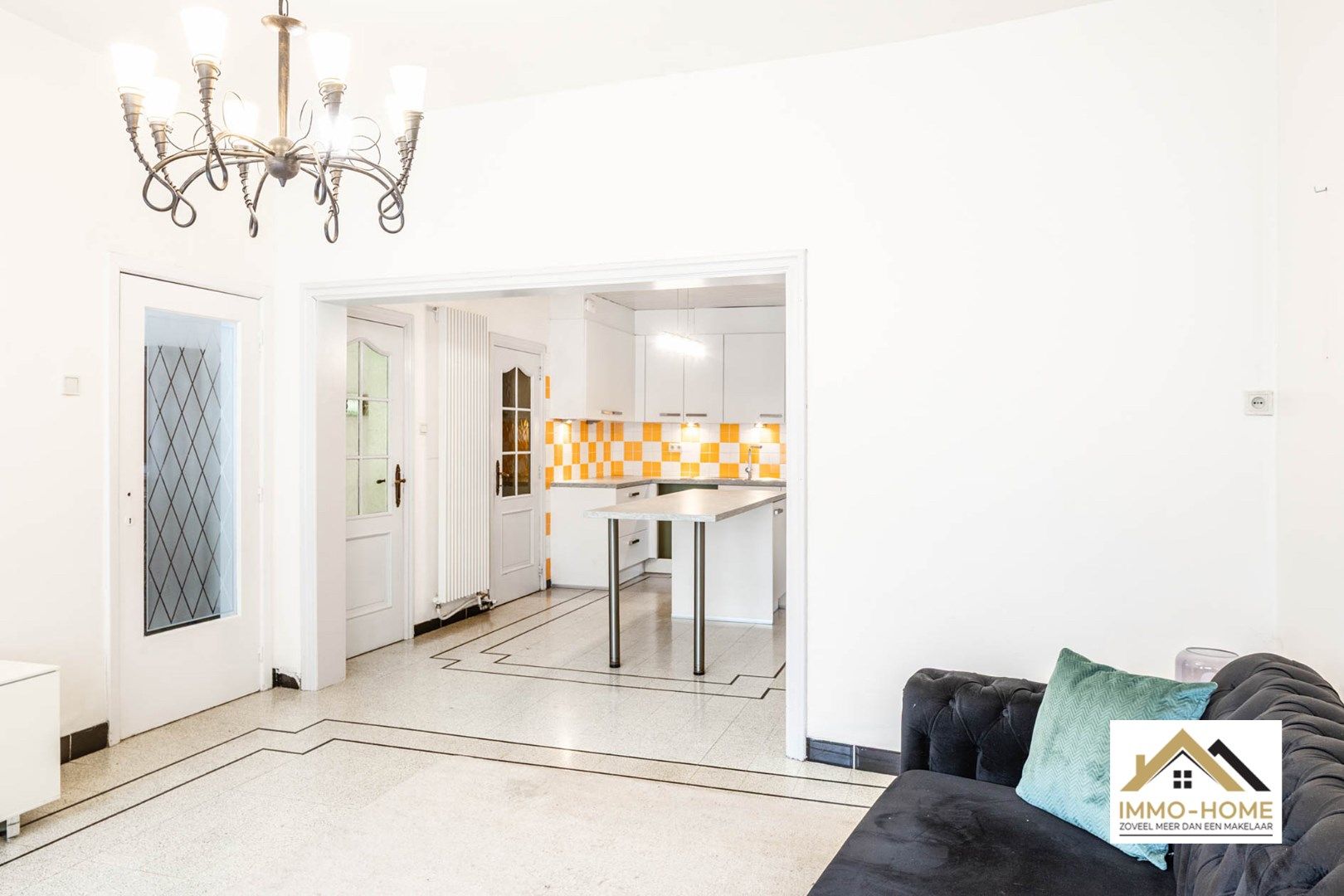 Zeer ruime woning met veel potentieel!  foto 7
