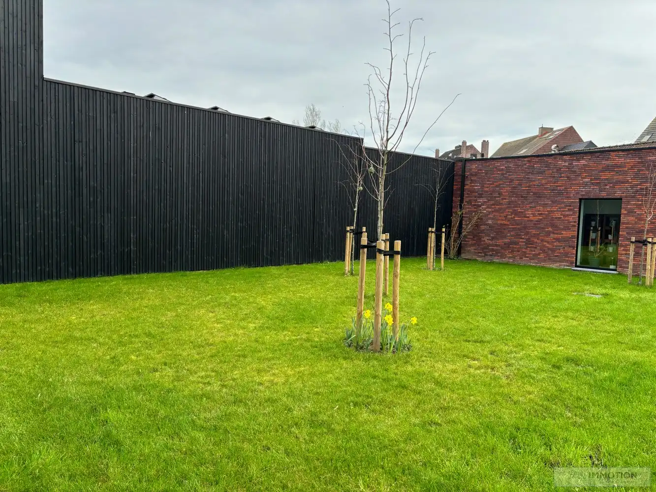 Recente woning met 3 slaapkamers en parking te huur in centrum Kortrijk foto 18