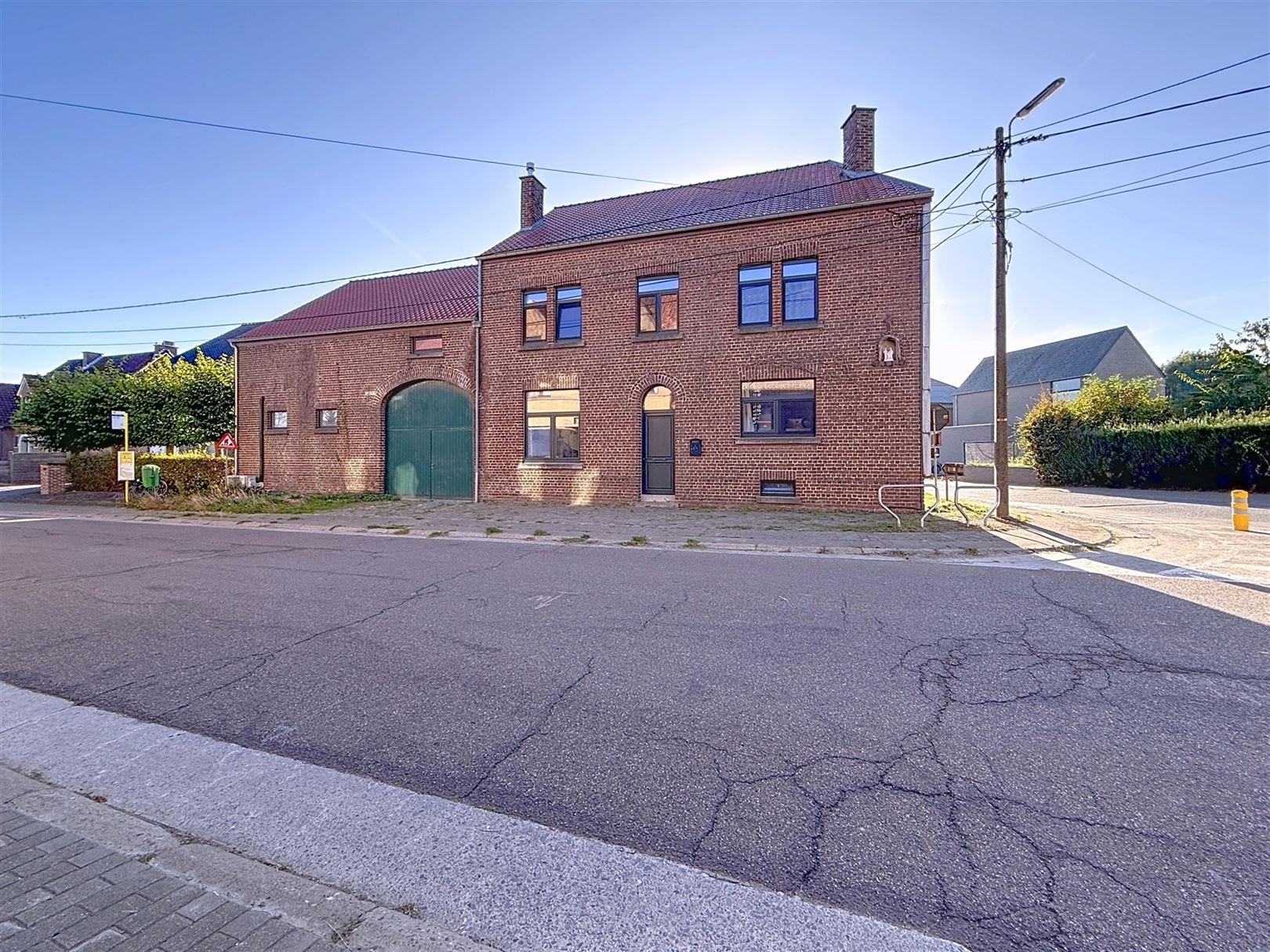 Gerenoveerde ruime woning, tuin, bijgebouw, 5a 45ca foto 31